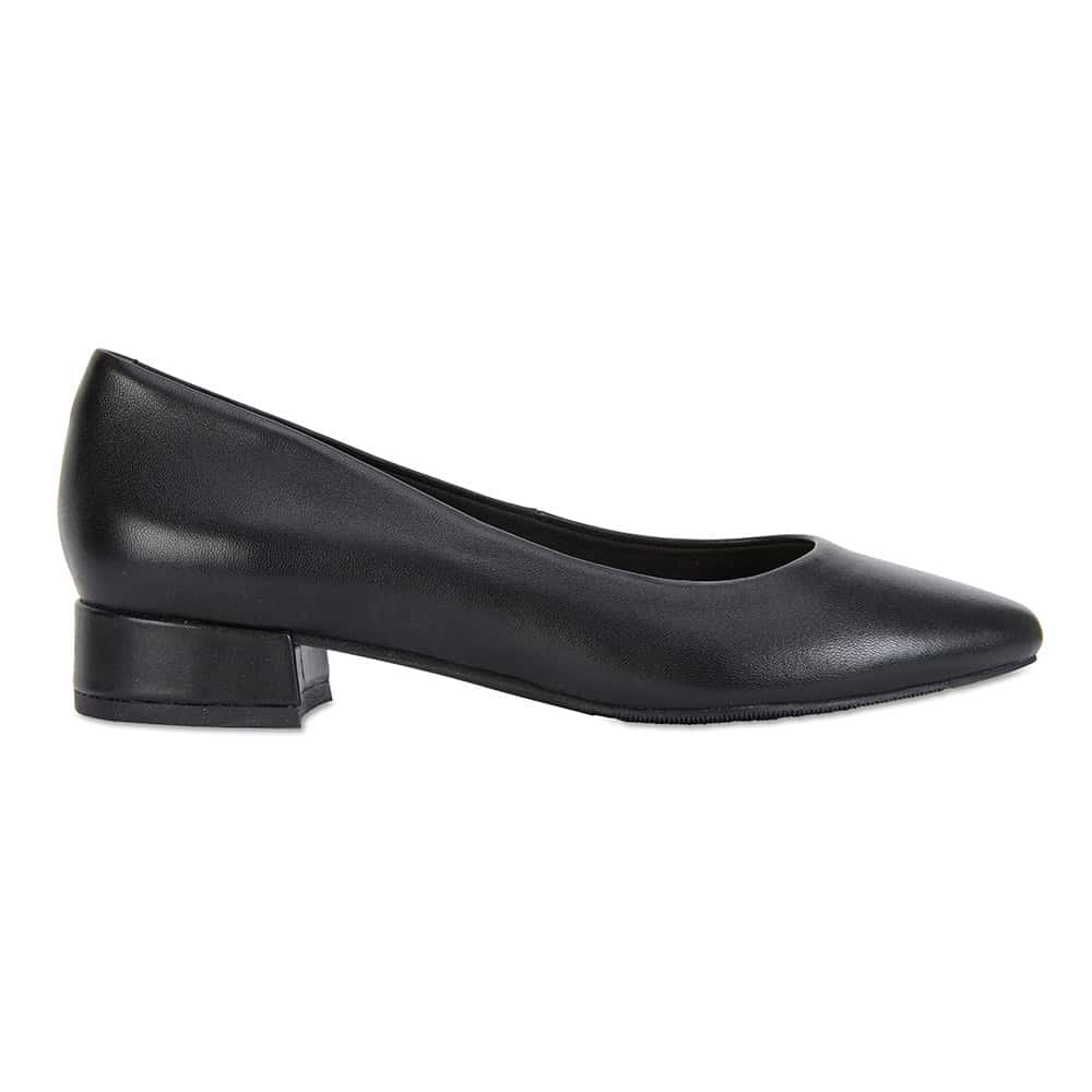 Janine Pumps in Black Leather