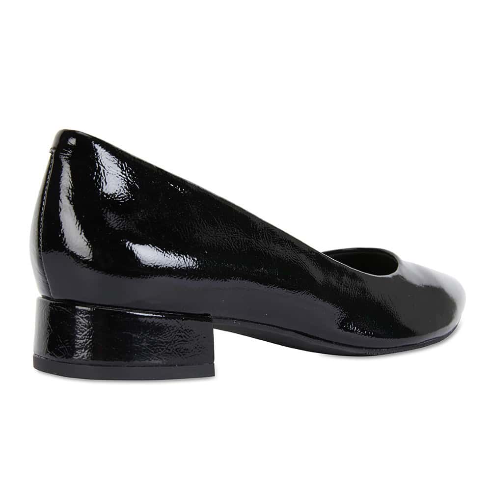 Janine Pumps in Black Patent