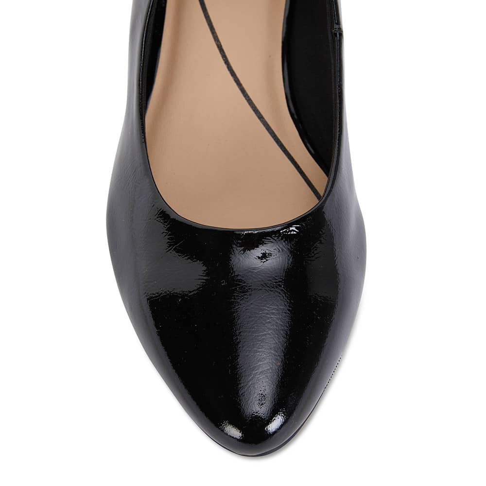 Janine Pumps in Black Patent