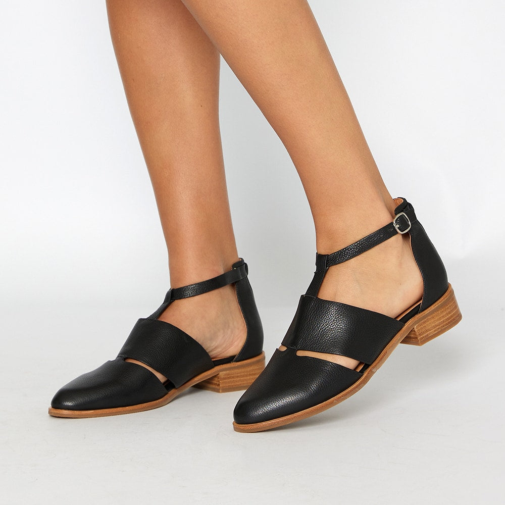 Jocelyn Ballet Flat in Black Leather