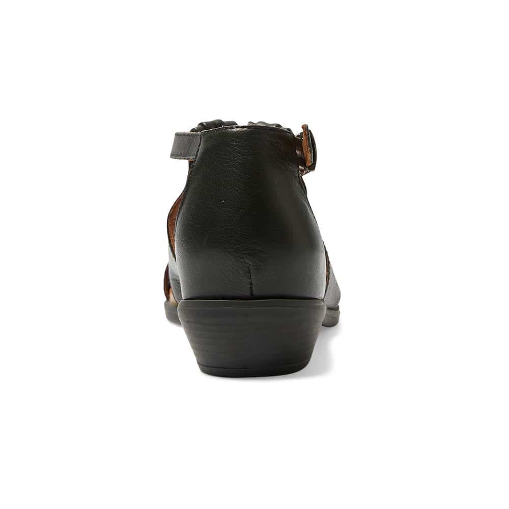 Laguna Sandal in Black Leather