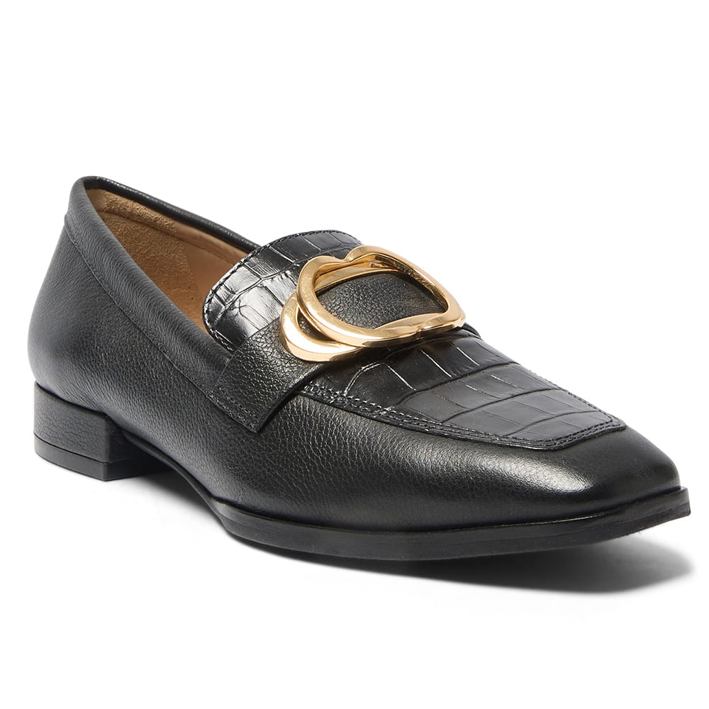 Logan Loafer in Black Leather