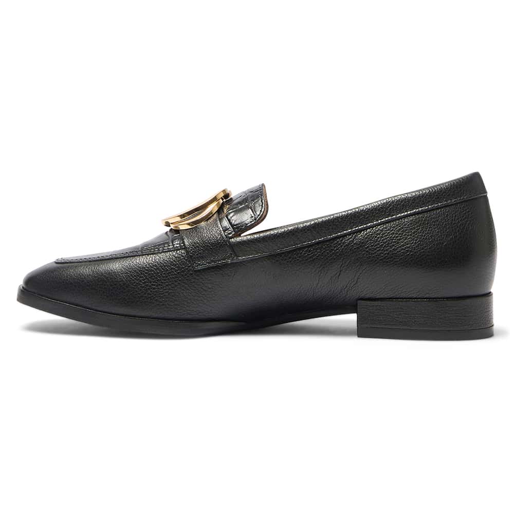 Logan Loafer in Black Leather