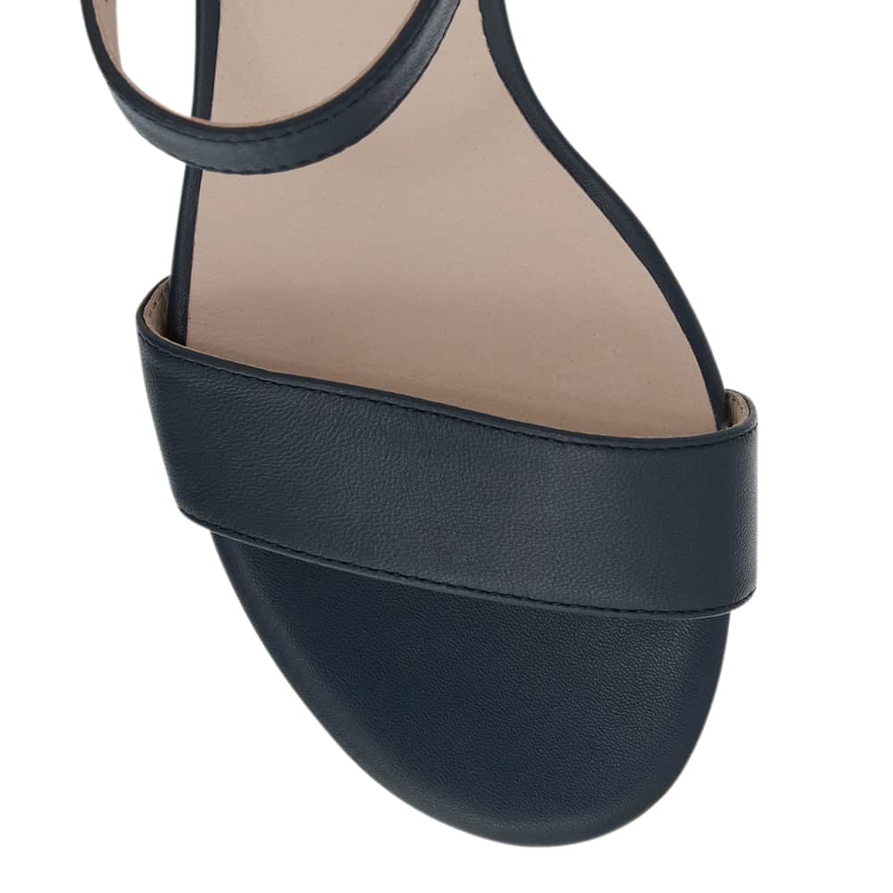 Madrid Heel in Navy Leather