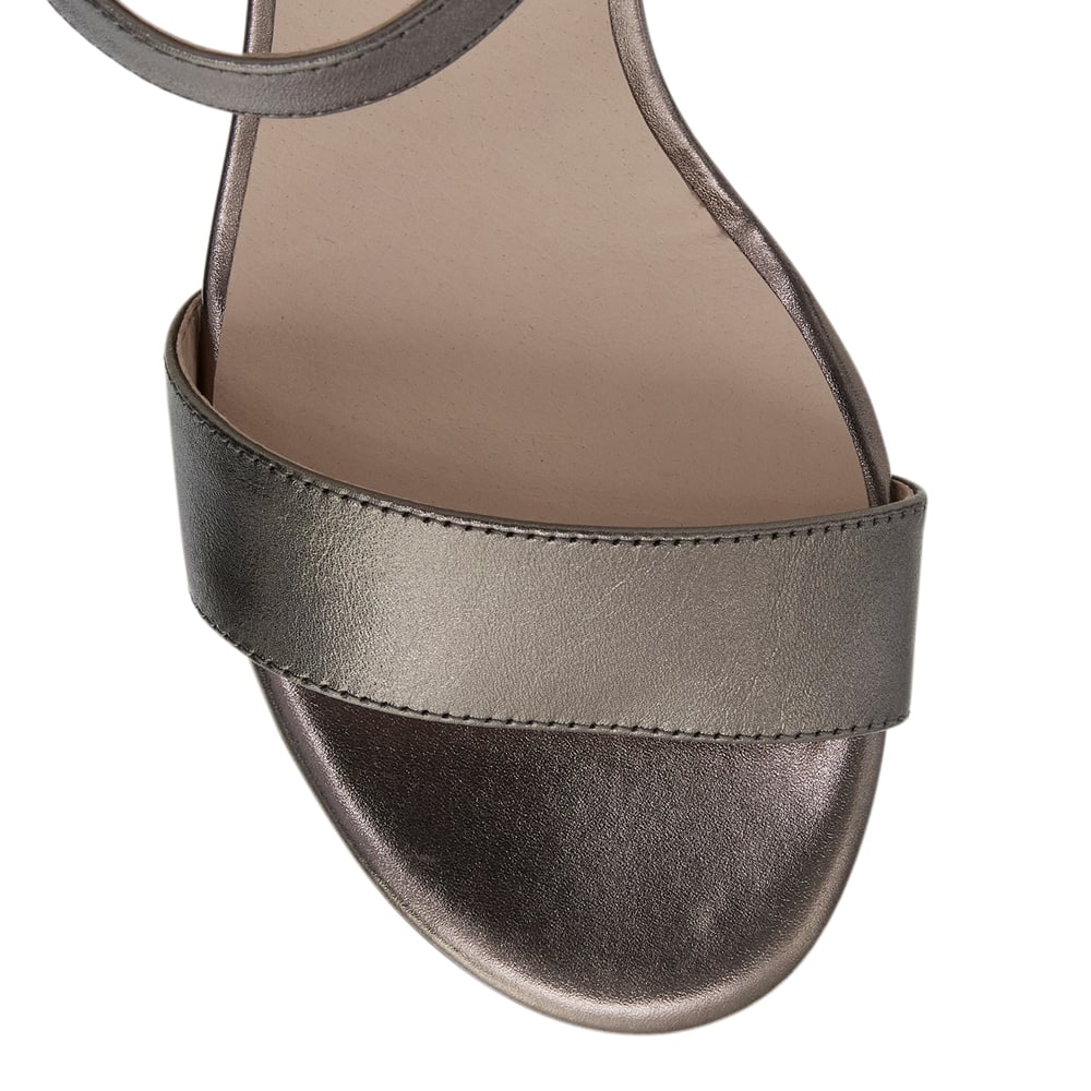 Madrid Heel in Pewter Leather