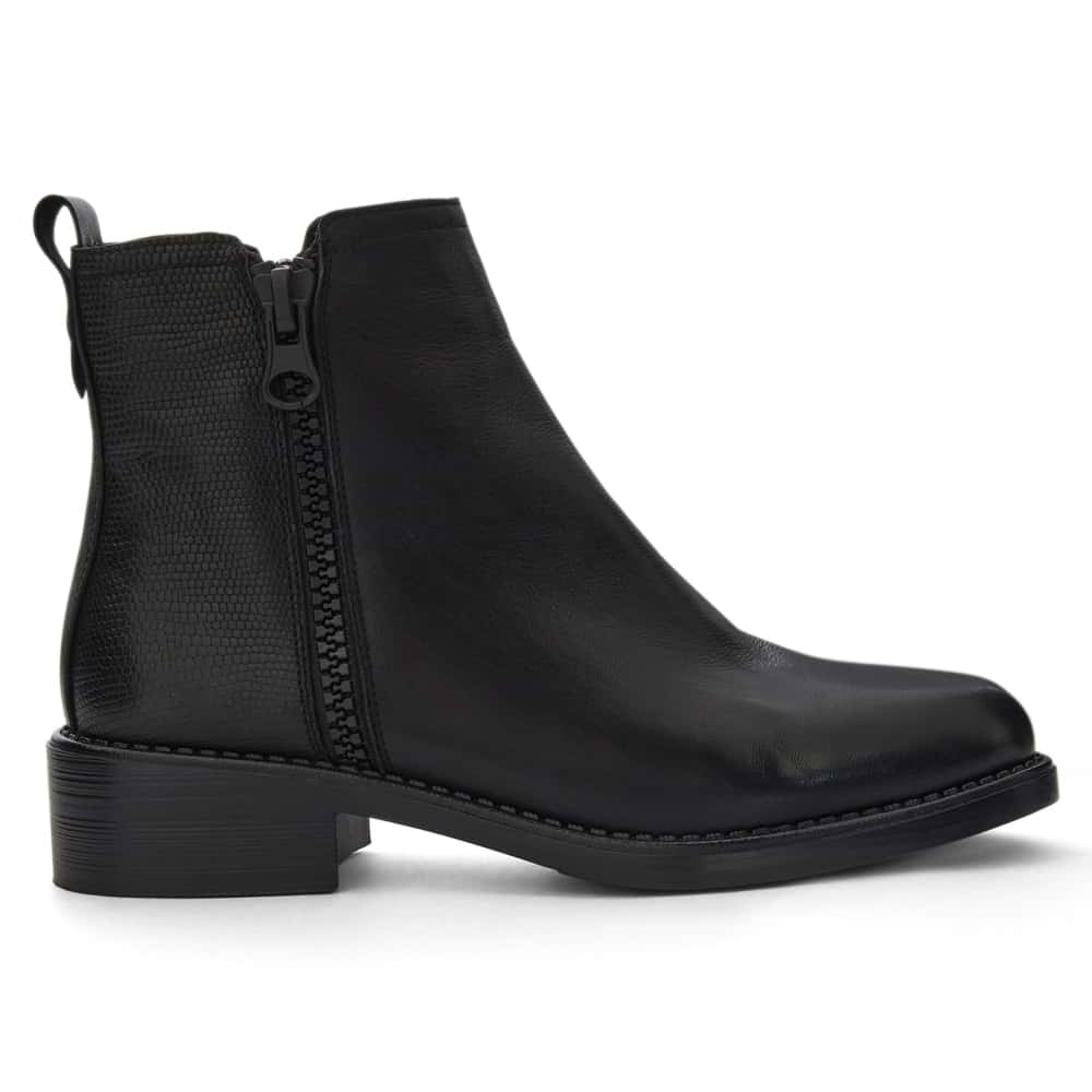 Merchant Boot in Black Leather