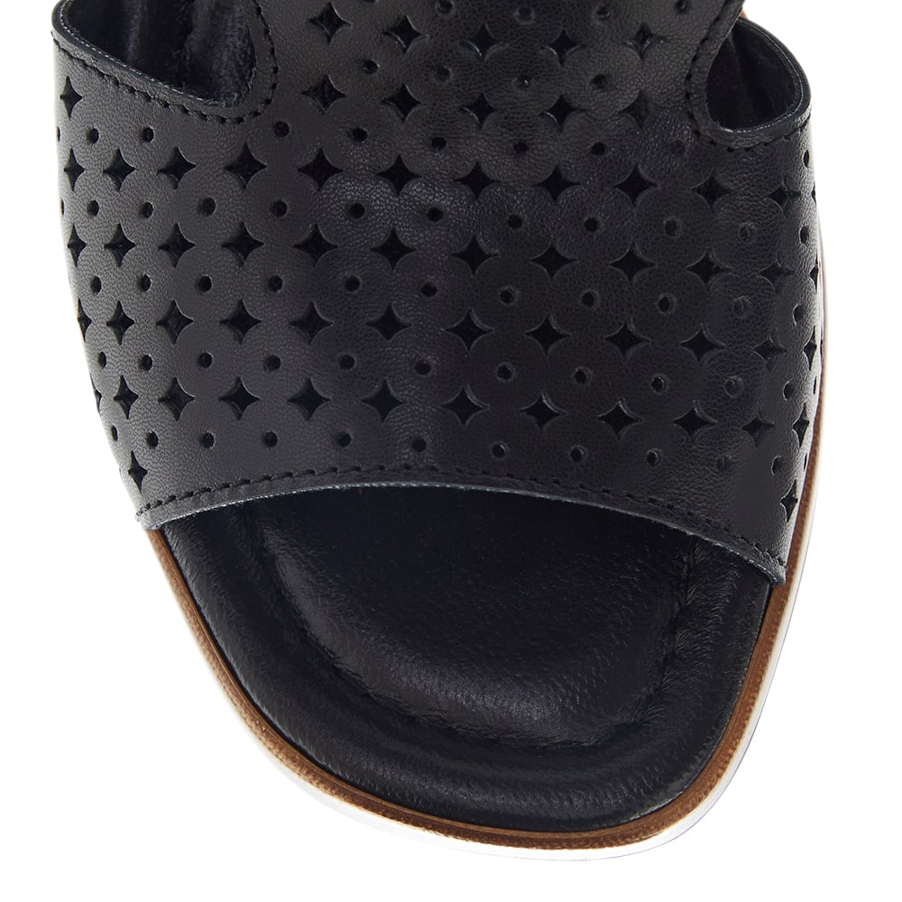 Orchid Heel in Black Leather