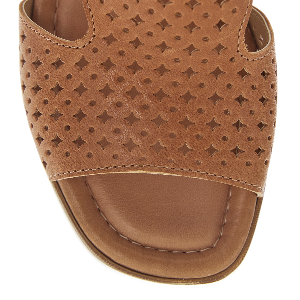 Orchid Heel in Tan Leather