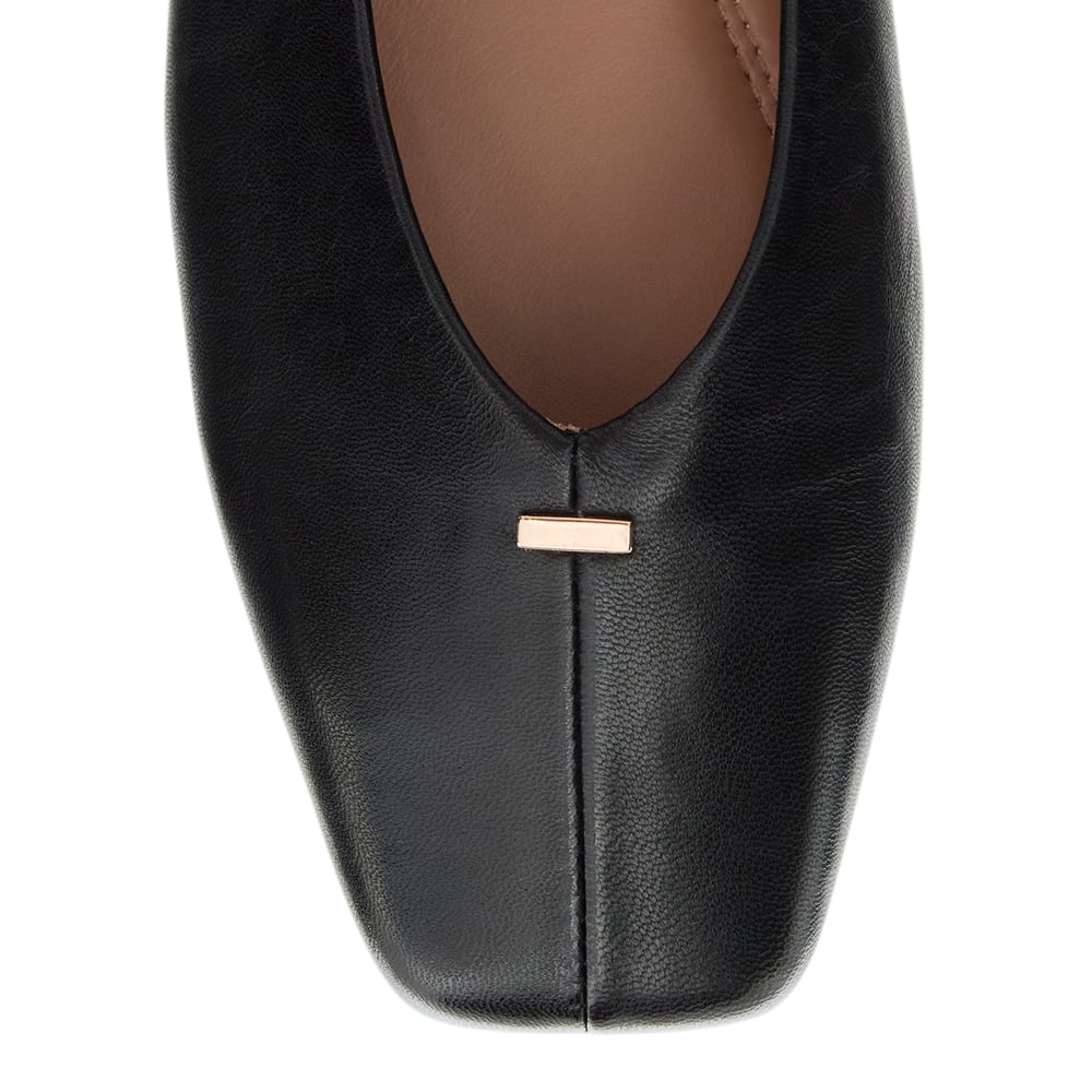 Piazza Ballet Flat in Black Leather