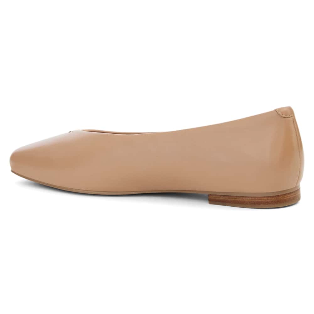 Piazza Ballet Flat in Nude Leather