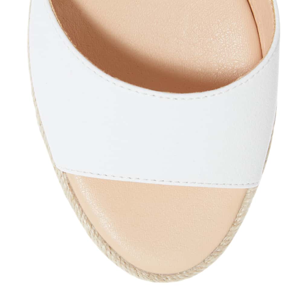Regina Wedge in White Leather
