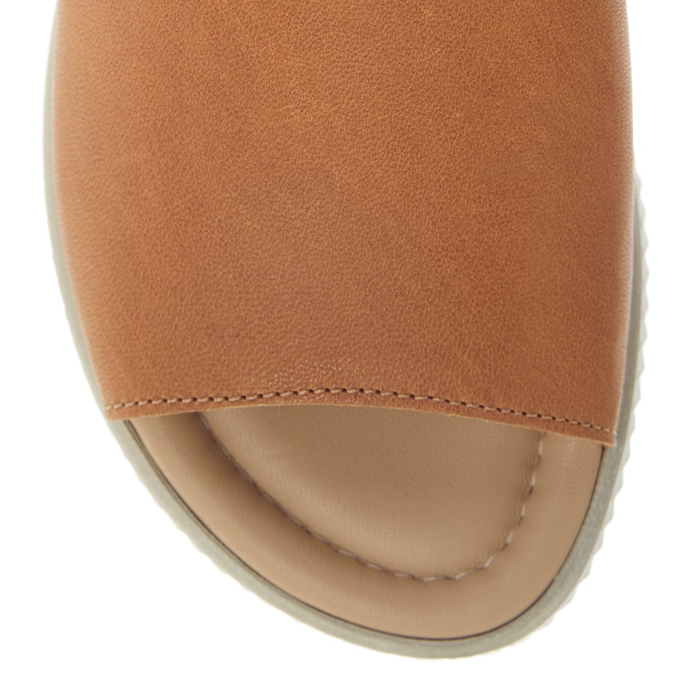 Safari Sandal in Tan Leather