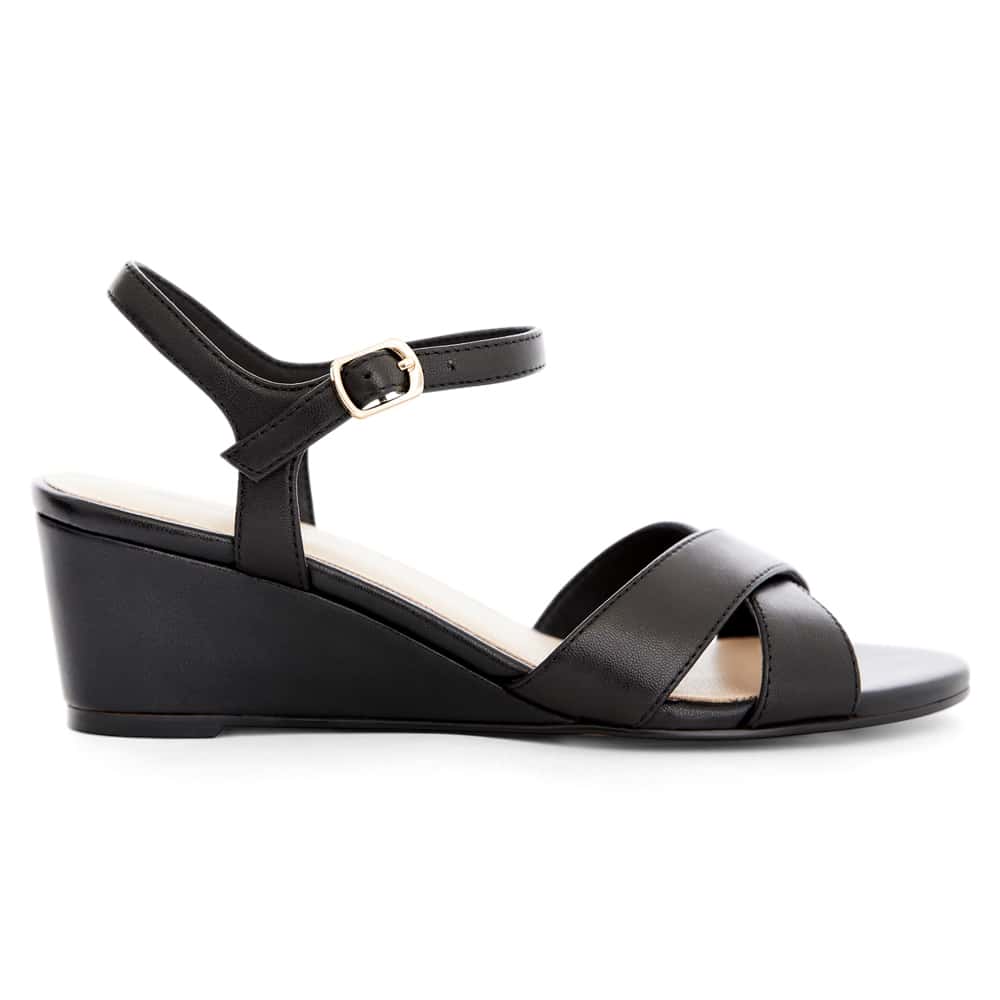Shelly Heel in Black Leather