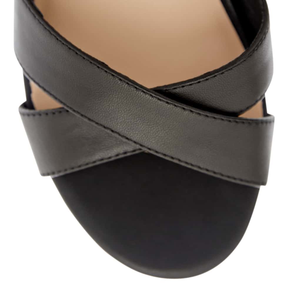 Shelly Heel in Black Leather