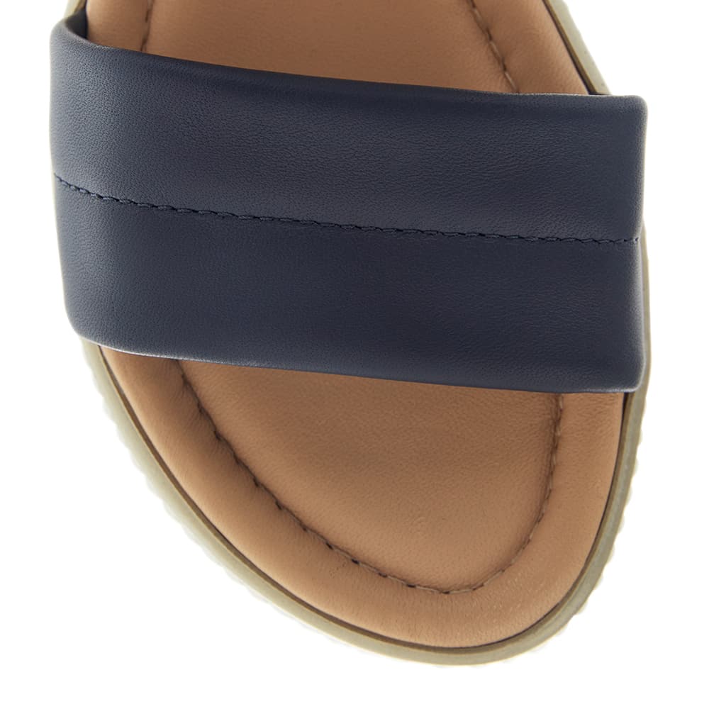 Shift Wedge in Navy Leather
