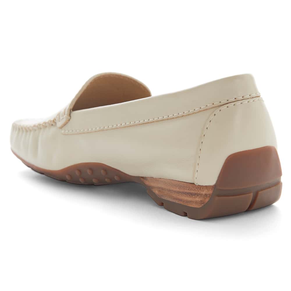 Sicily Loafer in Nude Leather