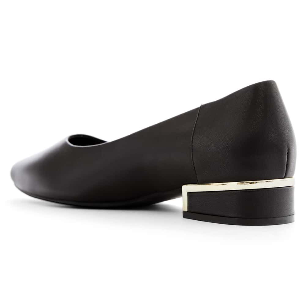Sinatra Flat in Black Leather