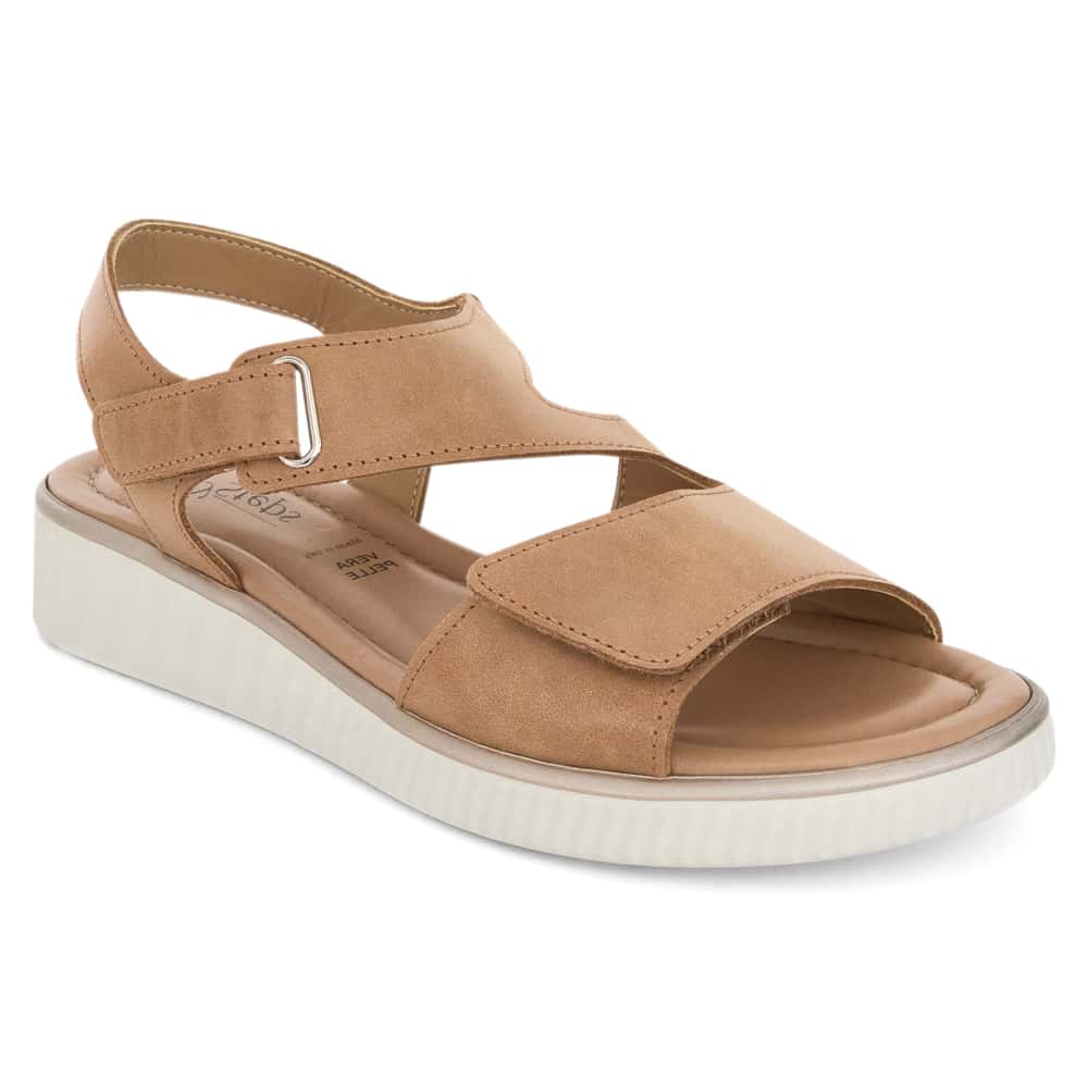 Soraya Wedge in Camel Leather