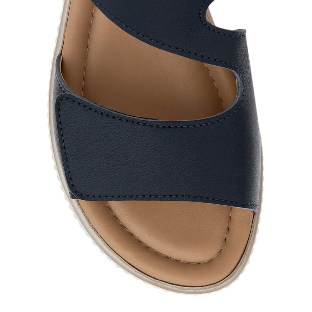 Soraya Wedge in Navy Leather