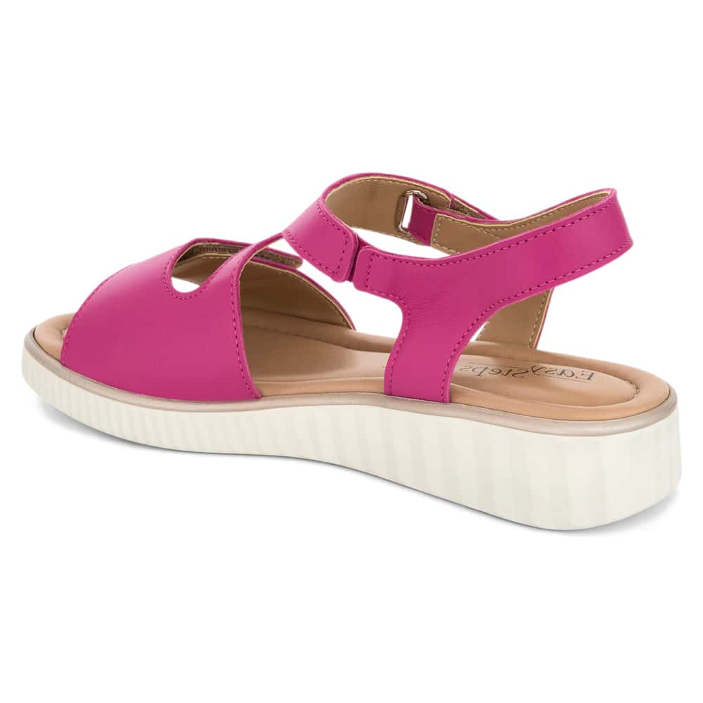 Soraya Wedge in Pink Leather