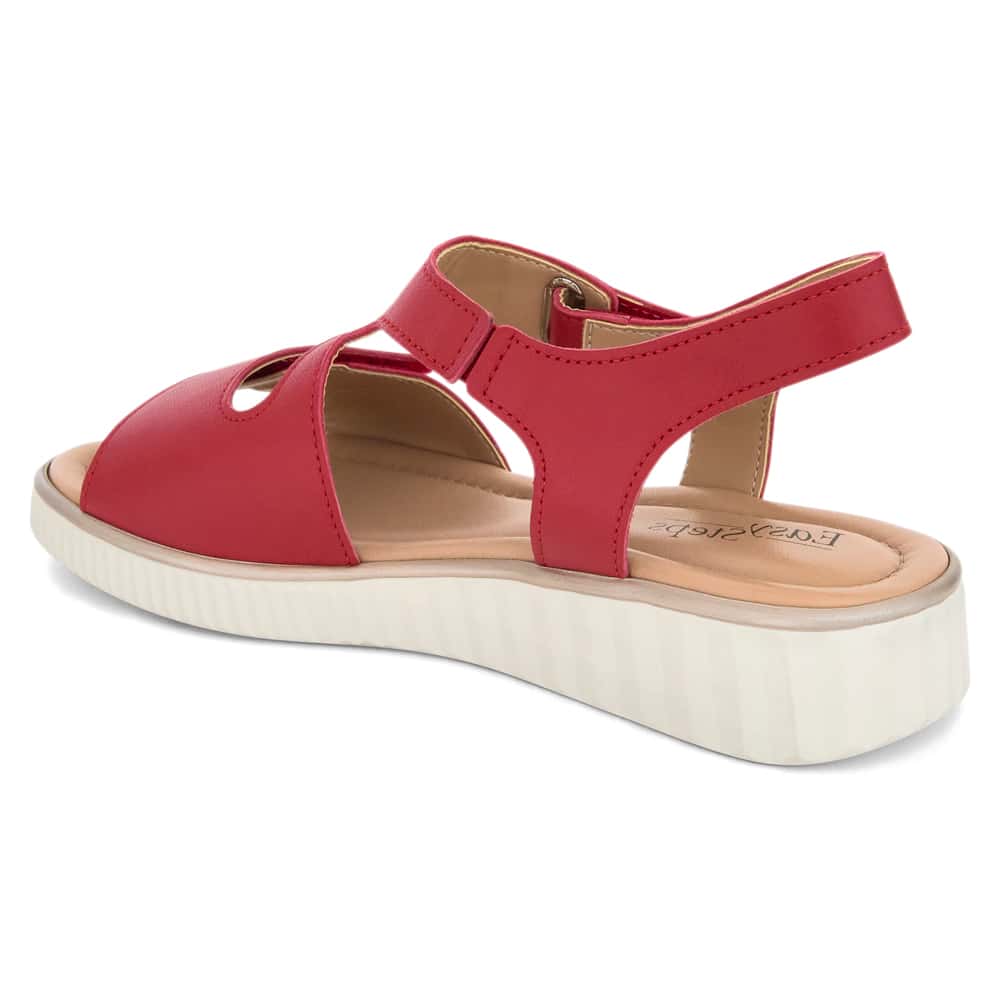 Soraya Wedge in Red Leather