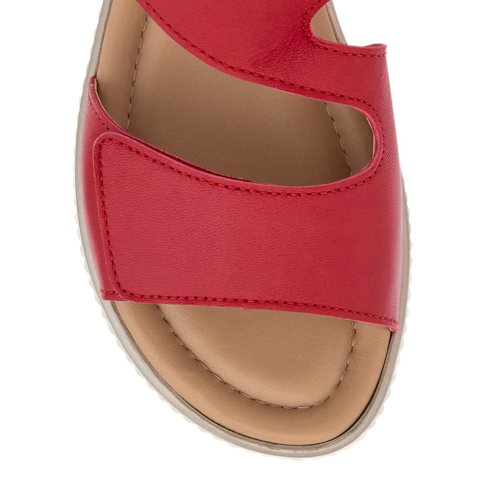 Soraya Wedge in Red Leather