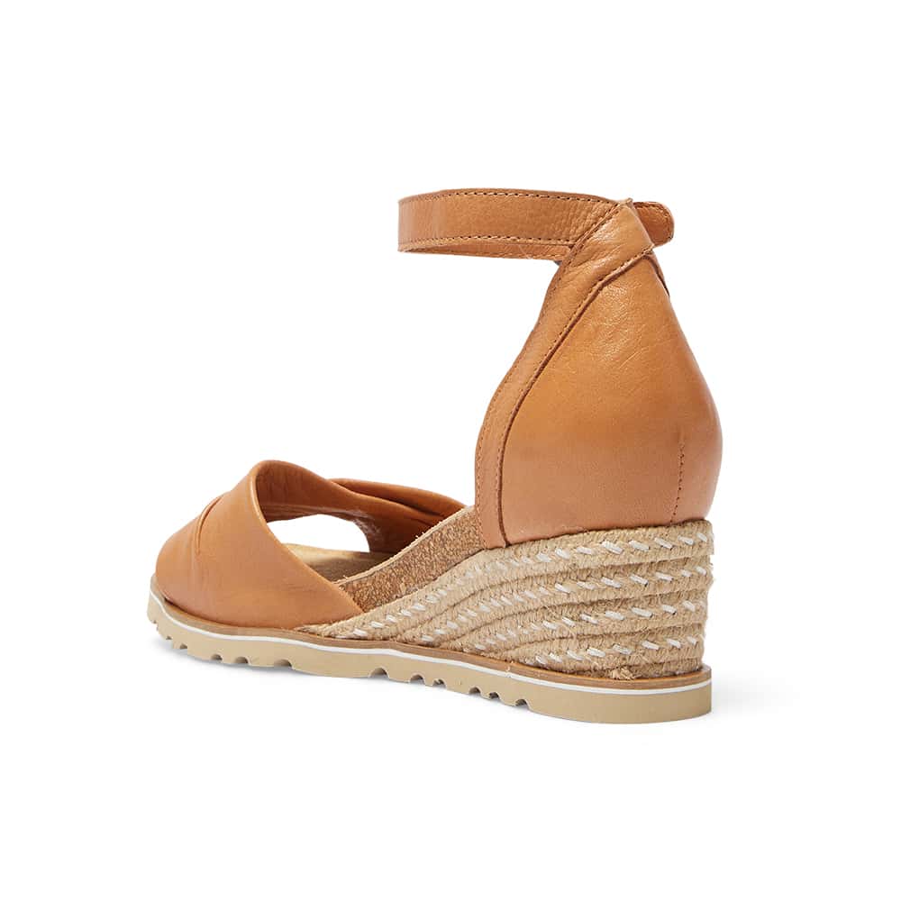 Tora Wedge in Tan Leather