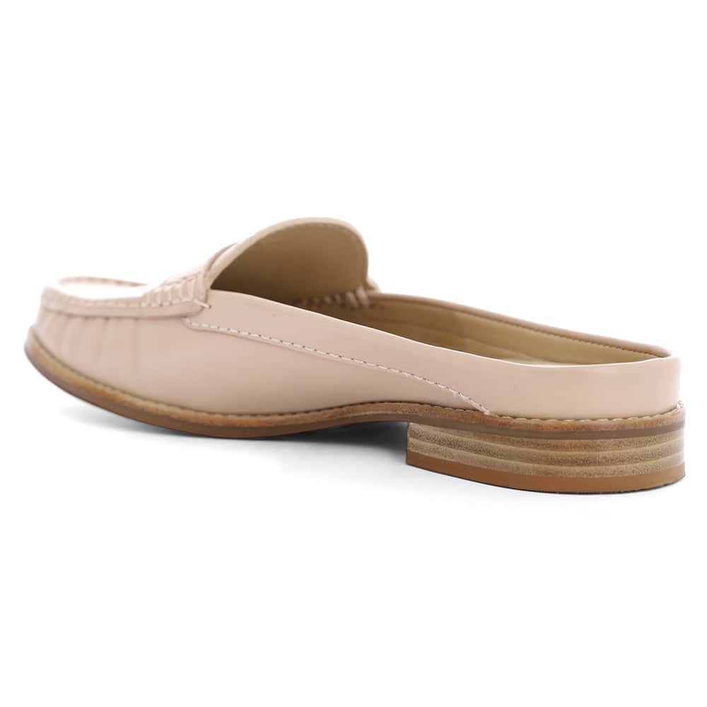 Tudor Loafer in Blush Leather