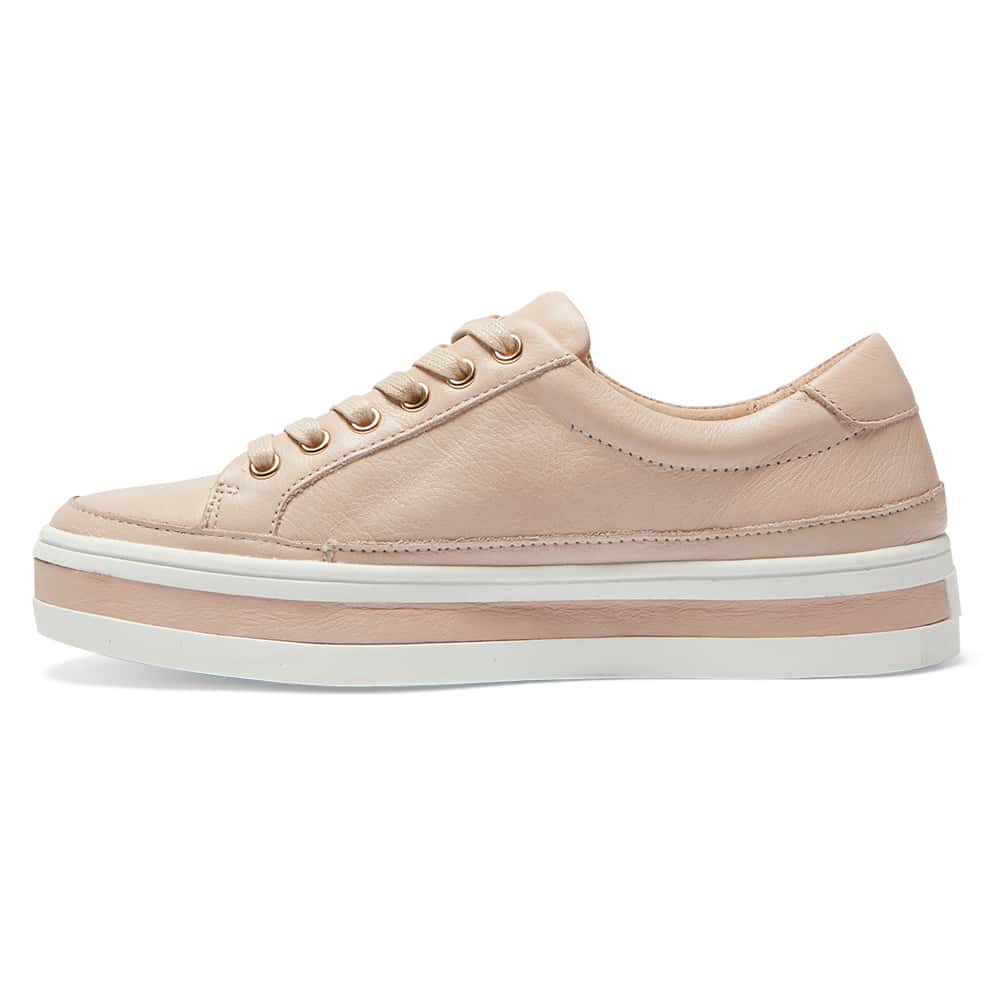 Uruguay Sneaker in Blush Leather