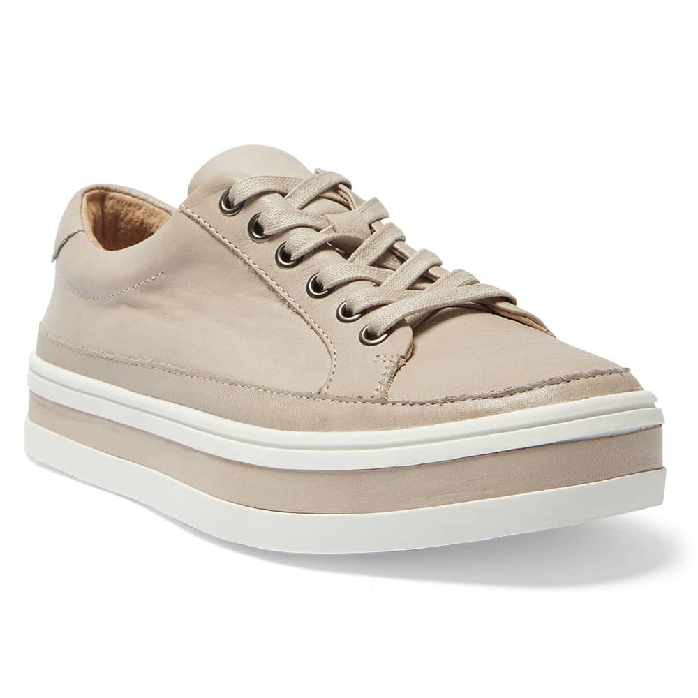 Uruguay Sneaker in Light Grey Leather