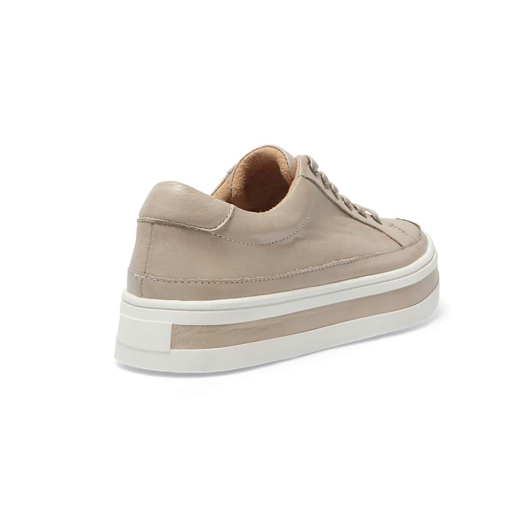 Uruguay Sneaker in Light Grey Leather