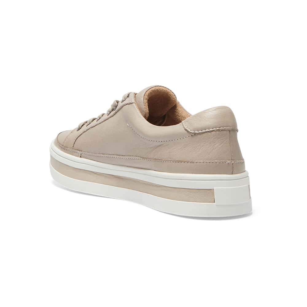 Uruguay Sneaker in Light Grey Leather