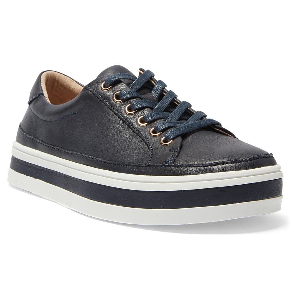 Uruguay Sneaker in Navy Leather