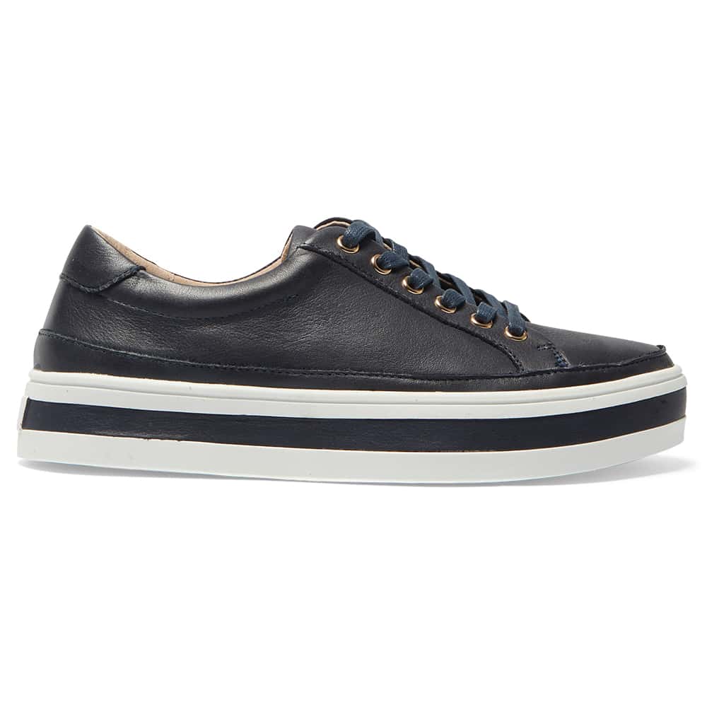 Uruguay Sneaker in Navy Leather