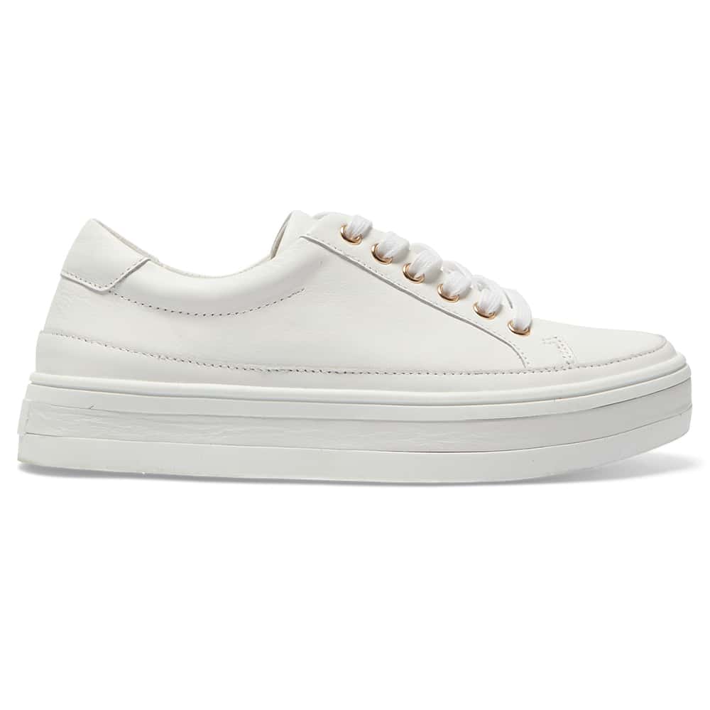 Uruguay Sneaker in White Leather