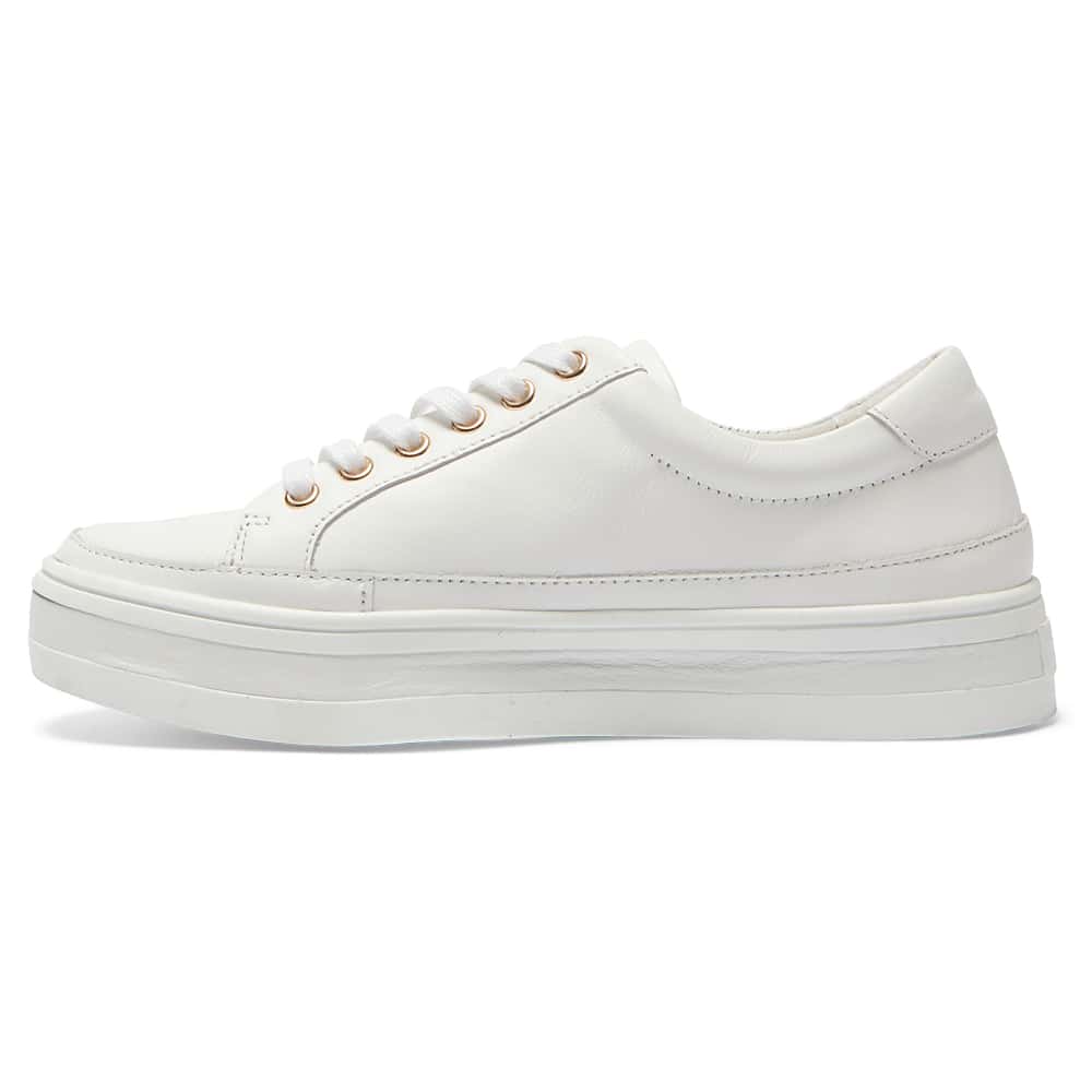 Uruguay Sneaker in White Leather