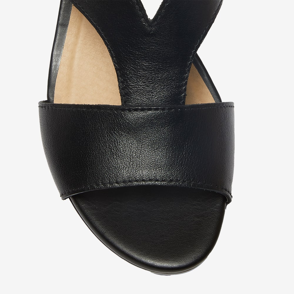 Valetta Heel in Black Leather