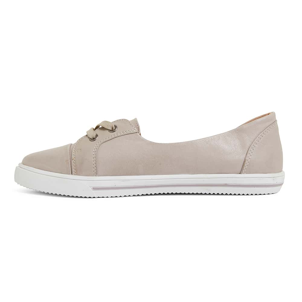 Vectra Sneaker in Light Grey Leather