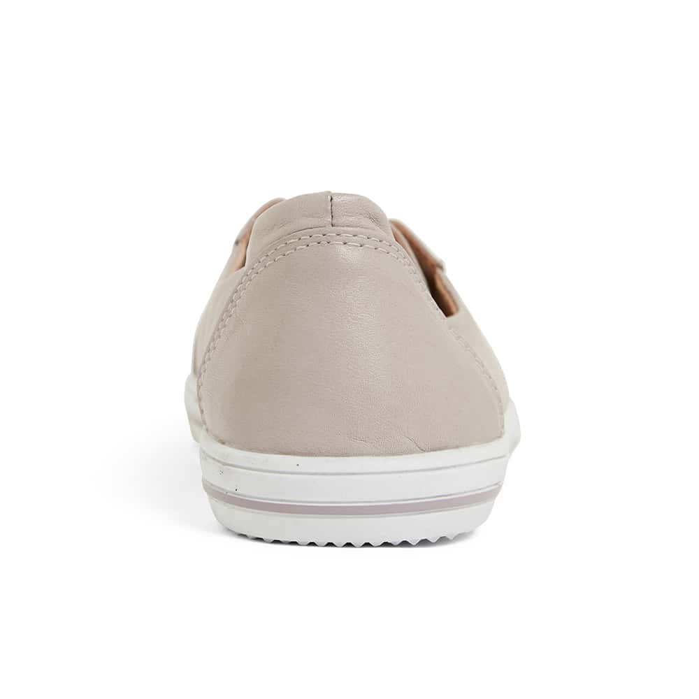 Vectra Sneaker in Light Grey Leather
