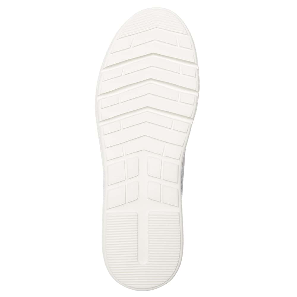 Bant Sneaker in Wine Crinkle Patent Patent
