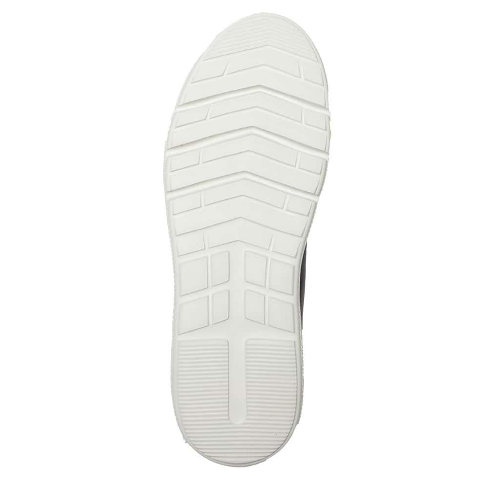 Bates Sneaker in Black Leather