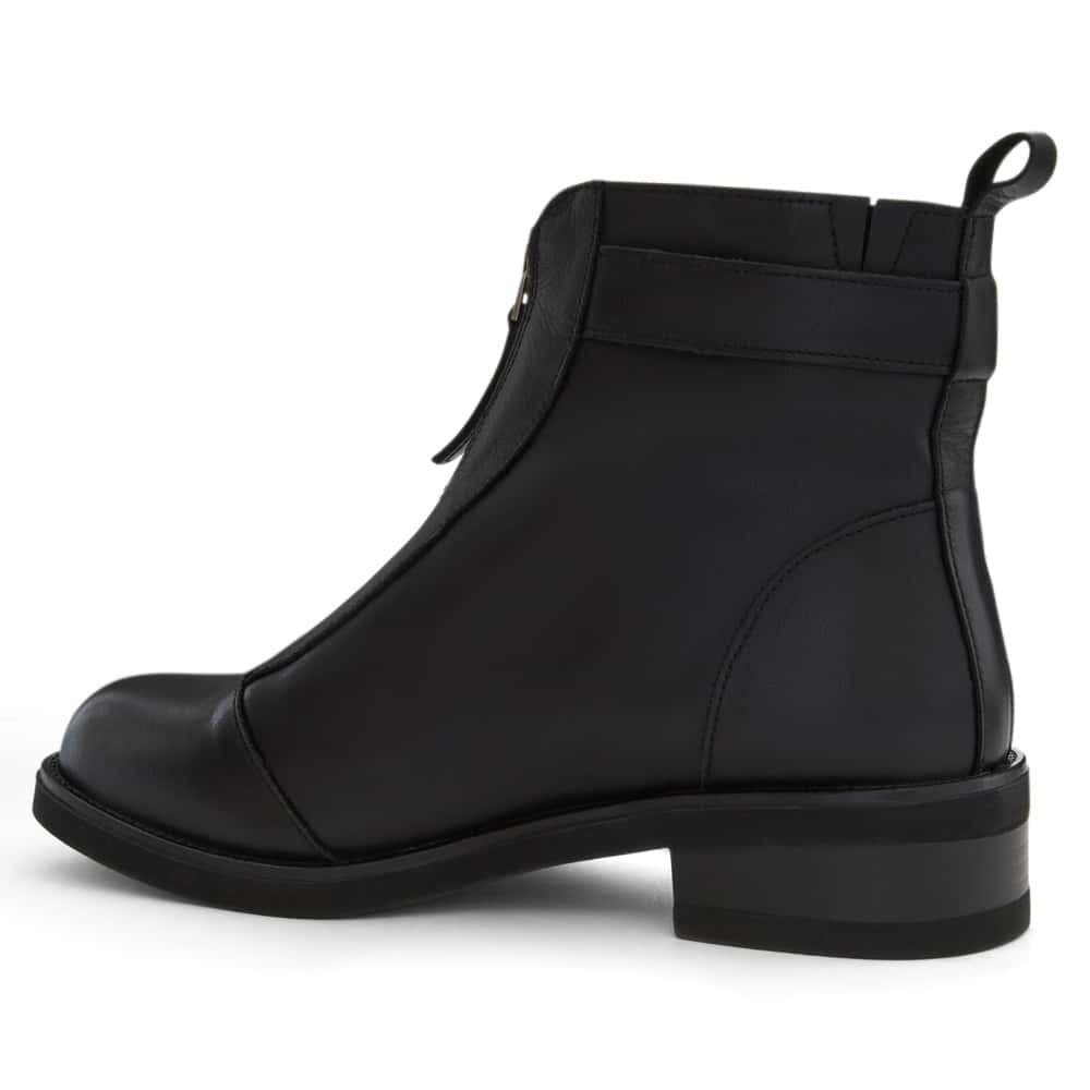 Beaumont Boot in Black Leather