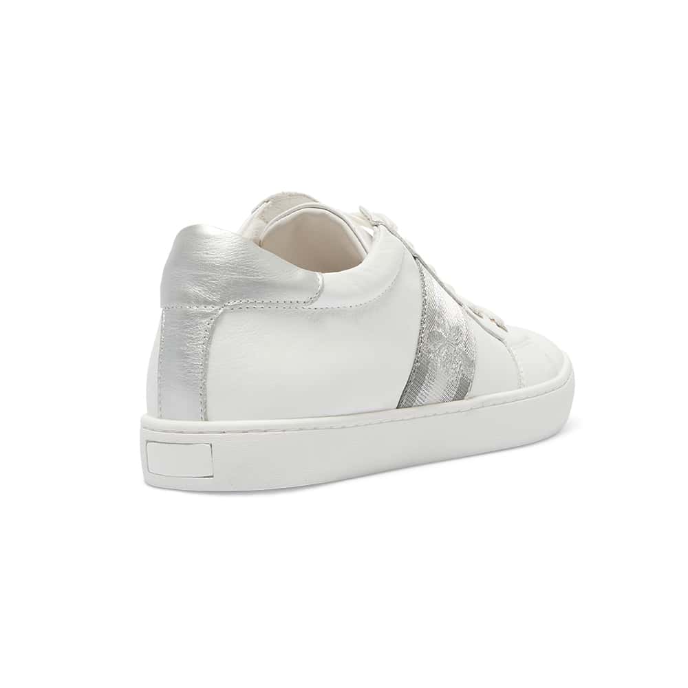 Belem Sneaker in White And Silver Leather
