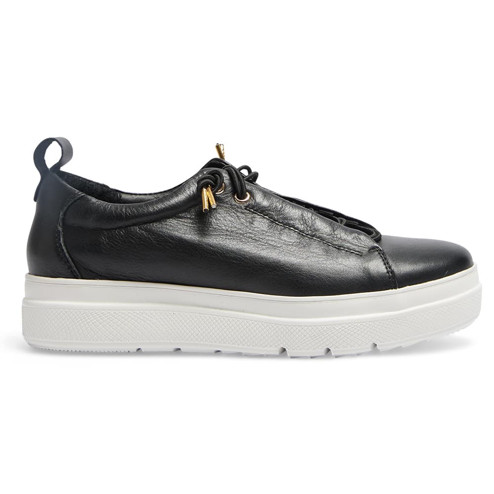 Bison Sneaker in Black Leather