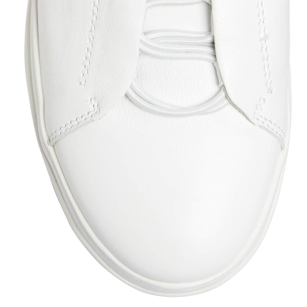 Bison Sneaker in White Leather