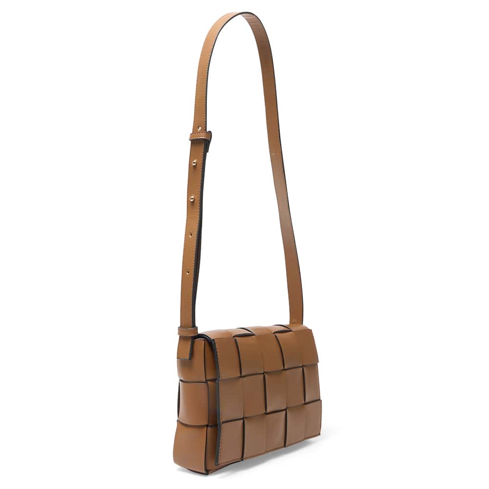 Dash Bag in Dark Tan Weave