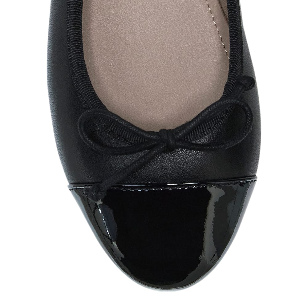 Femme Ballet Flat in Black Patent