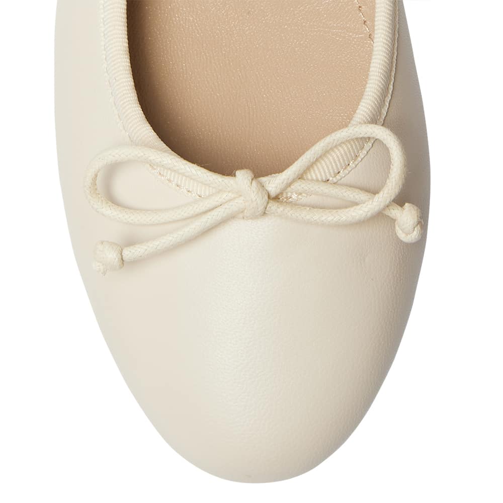Fonteyn Ballet Flat in Ivory Leather