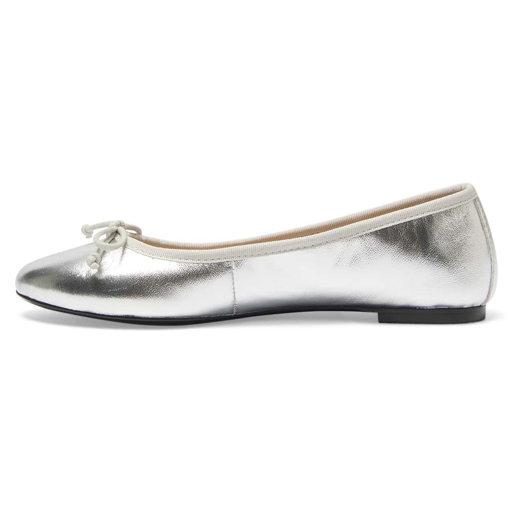 Fonteyn Ballet Flat in Silver Metallic Leather