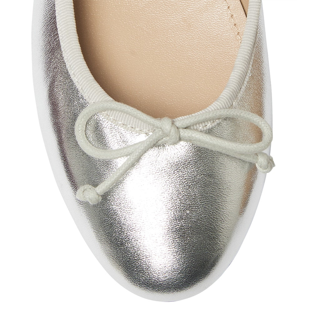 Fonteyn Ballet Flat in Silver Metallic Leather